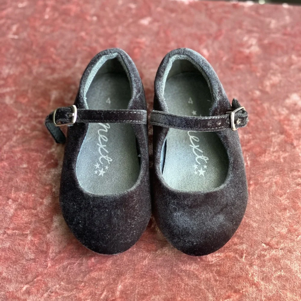 Next velvet baby shoes sz 4